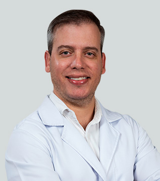 Dr. Renato Ricardo de Oliveira Travassos